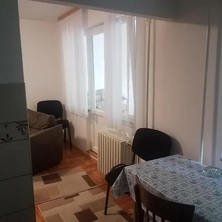 Karpos Lägenhet *